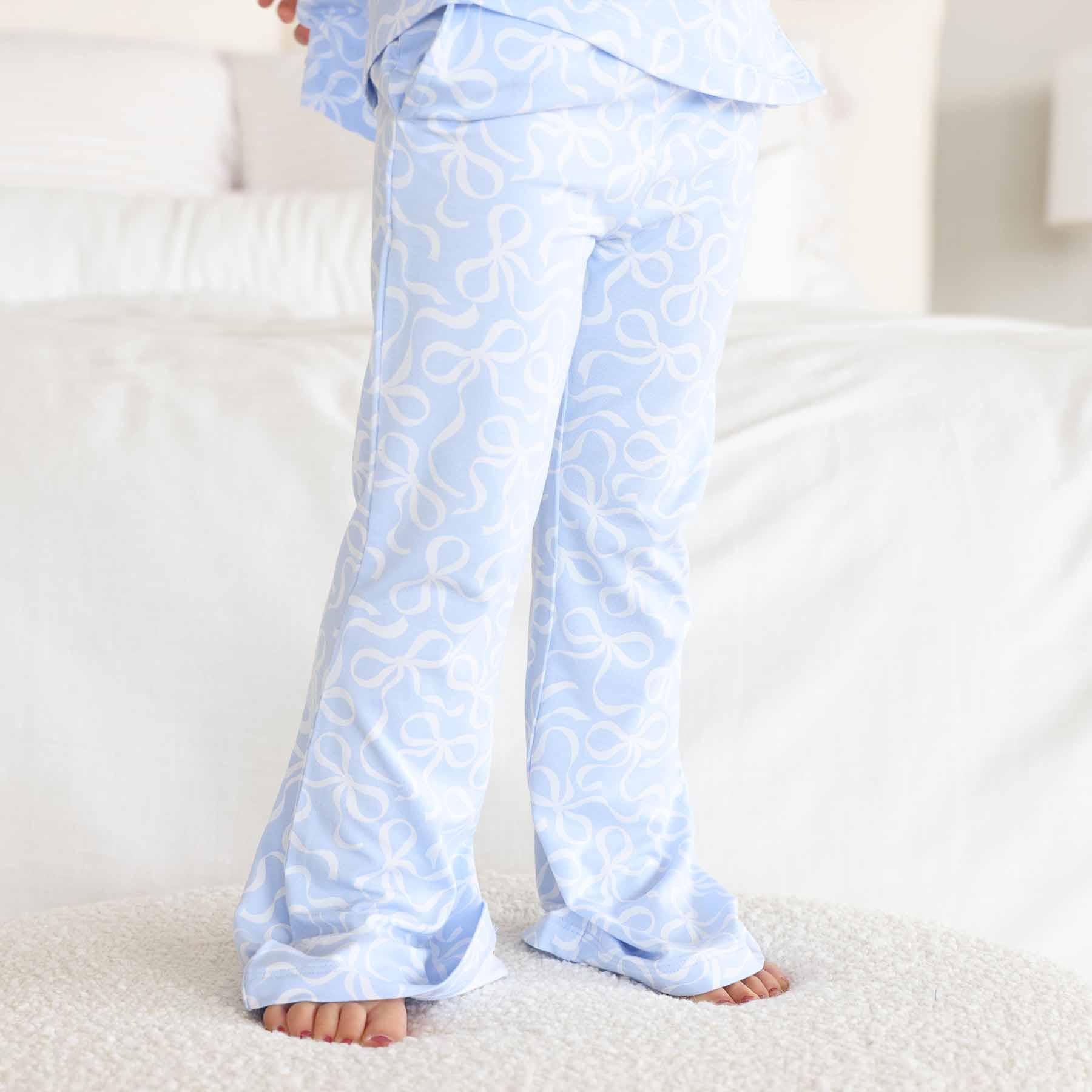 Girl's Two Piece Flare Lounge Set | Blue-tiful Bows
