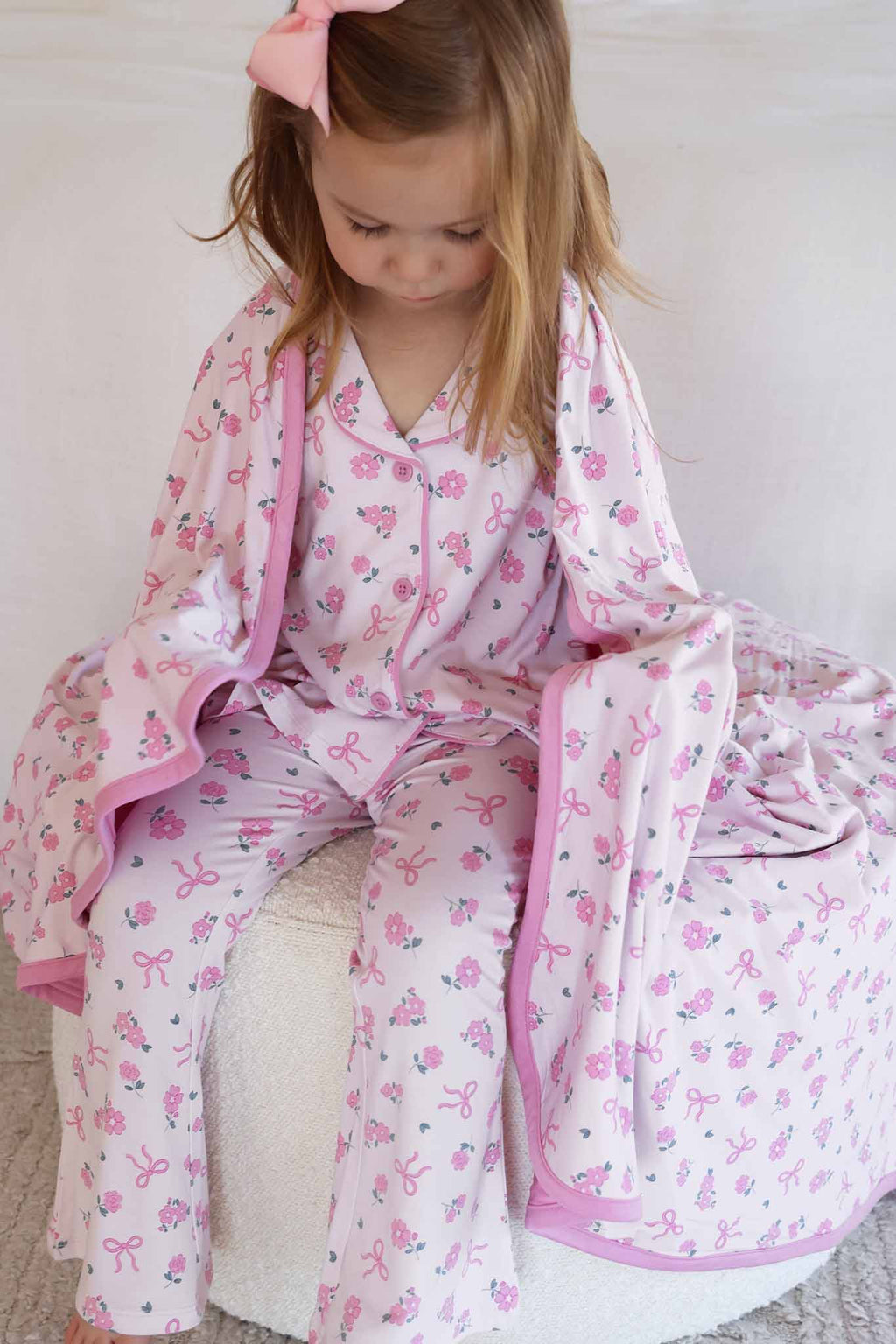 Ribbon & Roses Double Sided Bamboo Blanket | Pink